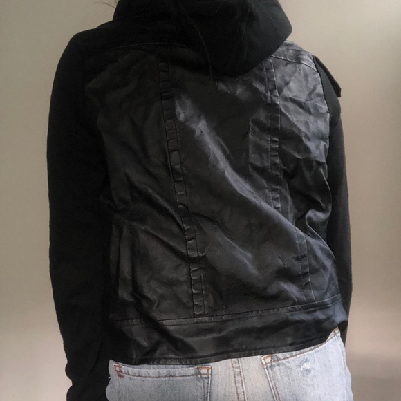 STUSSY Leather Jacket - Picture 4 of 7